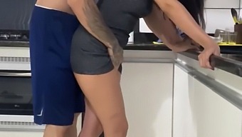 Wife Gets Fucked In The Kitchen While Cleaning - Onlyfans Video