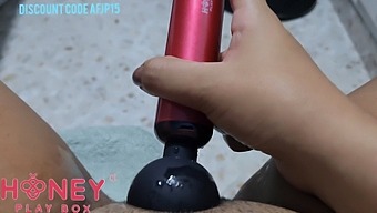 Exclusive Video Of Female Masturbation With Squirting Orgasm